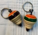 KEYCHAIN WITH TOP